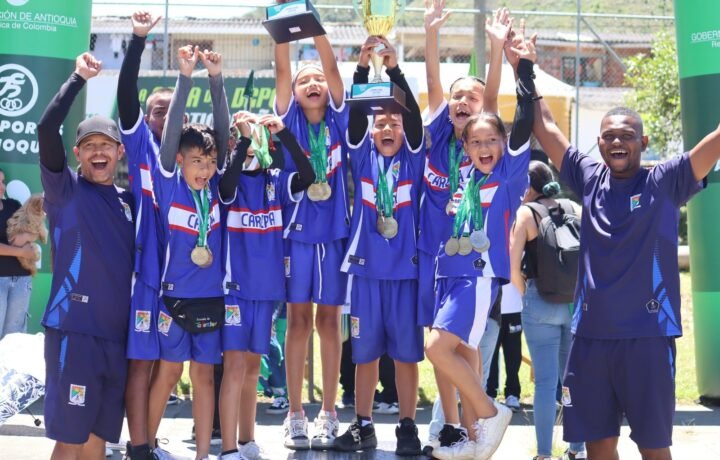 Carepa se corona campeón de tiro con arco en la Final Departamental de Juegos Escolares — Urabá Deportivo