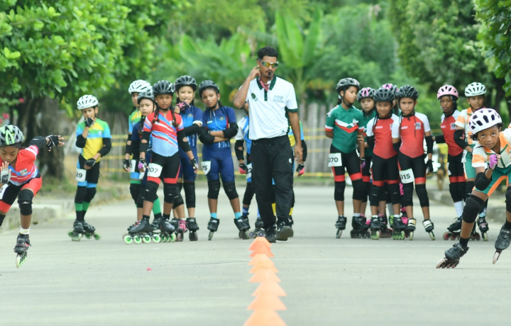 Competencia de patinaje en los Juegos Escolares Zonal Urabá 2026