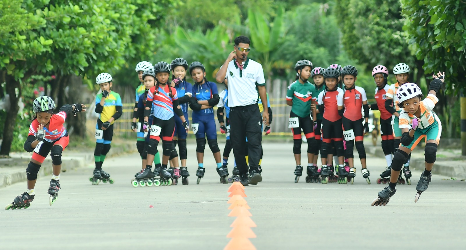 Competencia de patinaje en los Juegos Escolares Zonal Urabá 2026